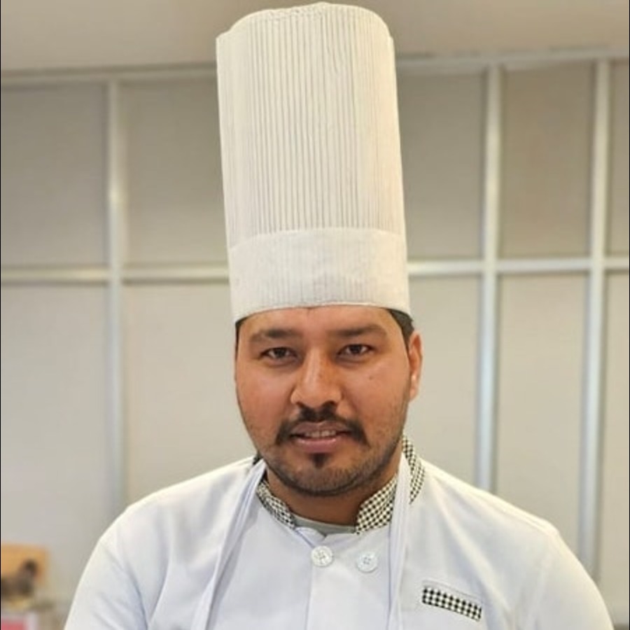 Bakery Trainer Manoj